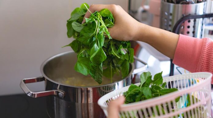 Posni ručak od samo 3 sastojka: Hranljiv, ukusan i gotov za 15 minuta Posni ručak od samo 3 sastojka: Hranljiv, ukusan i gotov za 15 minuta