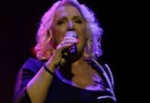 Presjekla u posljednjem trenutku: Snežana Đurišić OTKAZALA NASTUP nakon što je njen sin brutalno prebijen Presjekla u posljednjem trenutku: Snežana Đurišić OTKAZALA NASTUP nakon što je njen sin brutalno prebijen