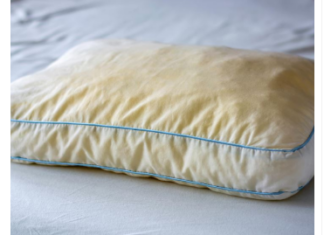 Smesa od 3 sastojka koja čisti jastuk i dušek: Uklanja mrlje, mrad i grinje Smesa od 3 sastojka koja čisti jastuk i dušek: Uklanja mrlje, mrad i grinje