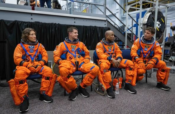 “Smrad će biti nepodnošljiv”: Evo kako će astronauti živeti tokom misije do Meseca – biće u skučenom prostoru ko sardine, nuždu će vršiti preko usisivača… "Smrad će biti nepodnošljiv": Evo kako će astronauti živeti tokom misije do Meseca - biće u skučenom prostoru ko sardine, nuždu će vršiti preko usisivača...