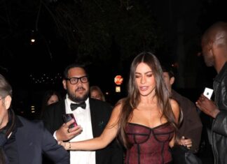 Sofija Vergara se pojavila na žurci posle dodele Gremi nagrada u izdanju koje oduzima dah: A onda sve ostavila bez teksta ponašanjem Sofija Vergara se pojavila na žurci posle dodele Gremi nagrada u izdanju koje oduzima dah: A onda sve ostavila bez teksta ponašanjem