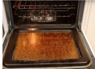 Stavite ovo u rernu i ostavite preko noći: Ujutru samo prebrišite krpom, najgora masnoća otpada sama Stavite ovo u rernu i ostavite preko noći: Ujutru samo prebrišite krpom, najgora masnoća otpada sama