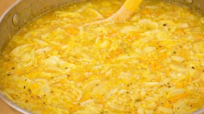 Supa za čišćenje debelog creva: Rusi je jedu odmah ujutru i u roku od 40 minuta dolazi do potpunog pražnjenja creva Supa za čišćenje debelog creva: Rusi je jedu odmah ujutru i u roku od 40 minuta dolazi do potpunog pražnjenja creva