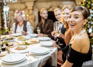 Svi su mislili da smo idealna porodica: Sve dok se na sahrani mog muža nisu pojavile tri nepoznate žene u crnom Svi su mislili da smo idealna porodica: Sve dok se na sahrani mog muža nisu pojavile tri nepoznate žene u crnom