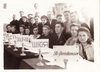 Svoju trogodišnju ćerku je drogirala i spakovala u kofer: Ovaj potez joj je spasio život, a na majčinoj sahrani je saznala da nije bila jedina Svoju trogodišnju ćerku je drogirala i spakovala u kofer: Ovaj potez joj je spasio život, a na majčinoj sahrani je saznala da nije bila jedina