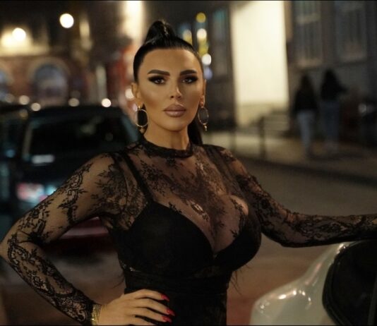 Transrodna pjevačica Elektra Elite puštena iz zatvora: Evo kako izgleda Transrodna pjevačica Elektra Elite puštena iz zatvora: Evo kako izgleda