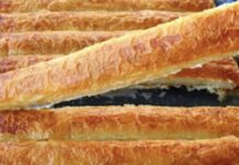 Turska pita s gotovim korama: ‘Ne pretjerujem kad vam kažem da mi svi traže recept’ Turska pita s gotovim korama: ‘Ne pretjerujem kad vam kažem da mi svi traže recept’