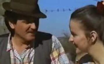 Unuka čuvene glumice skinula se gola pred Radošem Bajićem pa otišla u Afriku i postala zvezda: Snimila vrele scene sa Čarlijem Šinom Unuka čuvene glumice skinula se gola pred Radošem Bajićem pa otišla u Afriku i postala zvezda: Snimila vrele scene sa Čarlijem Šinom