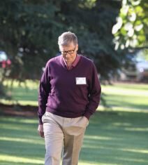 Veštačka inteligencija uništava sve profesije osim ove 3: Otkriva Bil Gejts Veštačka inteligencija uništava sve profesije osim ove 3: Otkriva Bil Gejts