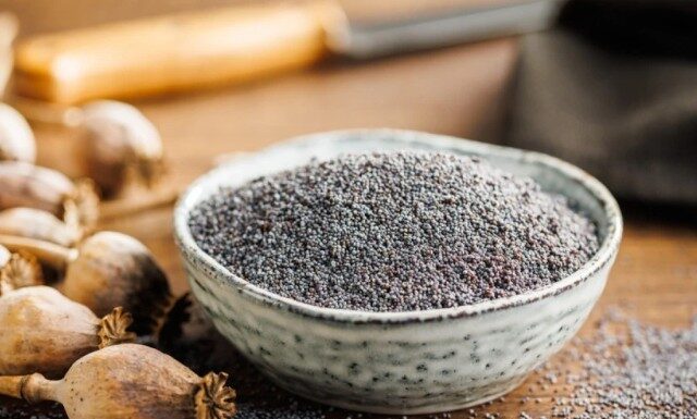 Zašto mak treba jesti zimi? Ovo su neki od razloga Zašto mak treba jesti zimi? Ovo su neki od razloga