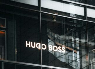 Zašto modni brendovi sve više razmišljaju kao tech kompanije? Zašto modni brendovi sve više razmišljaju kao tech kompanije?