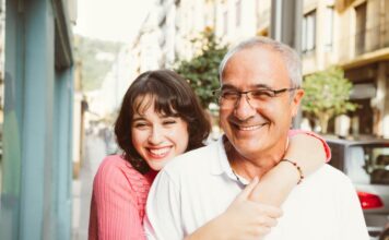 3 bolesti se nasleđuju od oca, a jedna neizbežno od majke: Od ove genetske predispozicije niko nije pobegao 3 bolesti se nasleđuju od oca, a jedna neizbežno od majke: Od ove genetske predispozicije niko nije pobegao