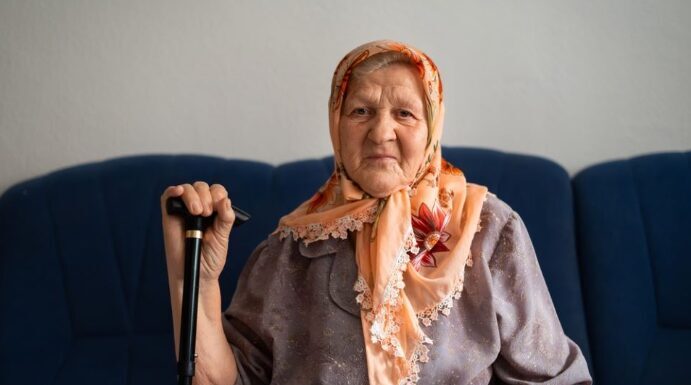 4 gorke istine o starosti zbog kojih zastaje knedla u grlu: Što ih pre otkrijete, manje ćete brinuti 4 gorke istine o starosti zbog kojih zastaje knedla u grlu: Što ih pre otkrijete, manje ćete brinuti