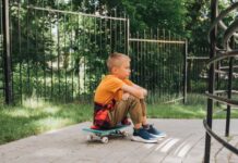 4 karakteristike disfunkcionalne porodice koja naizgled deluje skladno: Tu nema sreće ni napretka 4 karakteristike disfunkcionalne porodice koja naizgled deluje skladno: Tu nema sreće ni napretka