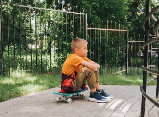 4 karakteristike disfunkcionalne porodice koja naizgled deluje skladno: Tu nema sreće ni napretka 4 karakteristike disfunkcionalne porodice koja naizgled deluje skladno: Tu nema sreće ni napretka