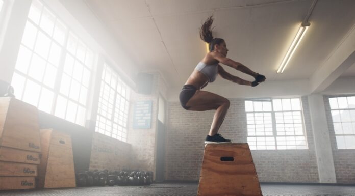 5 vežbi koje pomažu u prevenciji osteoporoze – ojačaj kosti na vreme 5 vežbi koje pomažu u prevenciji osteoporoze – ojačaj kosti na vreme