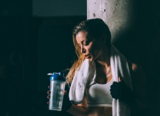 7 neočekivanih benefita kreatina koji nemaju veze sa teretanom – a mogli bi ozbiljno da vas iznenade 7 neočekivanih benefita kreatina koji nemaju veze sa teretanom - a mogli bi ozbiljno da vas iznenade