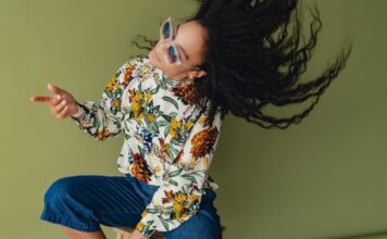 8 floralnih komada koji će dominirati prolećem – garderoba nikad nije izgledala romantičnije 8 floralnih komada koji će dominirati prolećem – garderoba nikad nije izgledala romantičnije