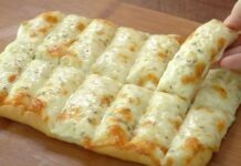 Ako ste u potrazi za ukusnim i praktičnim zalogajem, ne tražite dalje od prstiju od sira, savršenog rješenja za vaše žudnje Ako ste u potrazi za ukusnim i praktičnim zalogajem, ne tražite dalje od prstiju od sira, savršenog rješenja za vaše žudnje