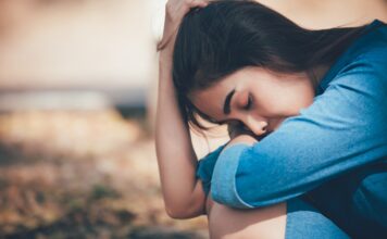 Anksioznost bez razloga: zašto se javlja i šta pokušava da nam poruči Anksioznost bez razloga: zašto se javlja i šta pokušava da nam poruči