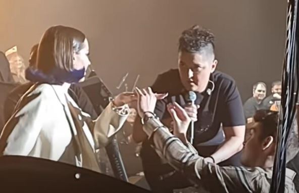 Baba Draginja bila je pravoslavka, a deda musliman: Za oca harmonikaša godinama nije htela da čuje, smestila ga u dom, a on pred smrt otkrio šok istinu Baba Draginja bila je pravoslavka, a deda musliman: Za oca harmonikaša godinama nije htela da čuje, smestila ga u dom, a on pred smrt otkrio šok istinu