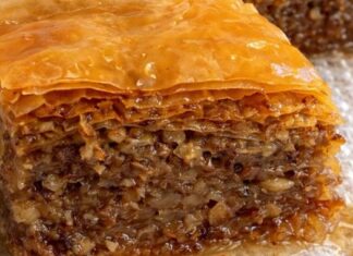 BOSANSKA BAKLAVA – Topi se u ustima: Što duže stoji sve je bolja i bolja… BOSANSKA BAKLAVA – Topi se u ustima: Što duže stoji sve je bolja i bolja…