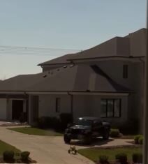 Čuveni miljenik žena prebio komšiju? Svi bruje o zavodniku koji se nalazi u centru skandala, evo kako je sukob eskalirao Čuveni miljenik žena prebio komšiju? Svi bruje o zavodniku koji se nalazi u centru skandala, evo kako je sukob eskalirao