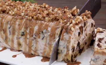 DESERT KOJI OSVAJA SVE ZA SAMO 5 MINUTA – KREMASTI KOLAČ SA SUHIM ŠLJIVAMA I ORASIMA DESERT KOJI OSVAJA SVE ZA SAMO 5 MINUTA – KREMASTI KOLAČ SA SUHIM ŠLJIVAMA I ORASIMA