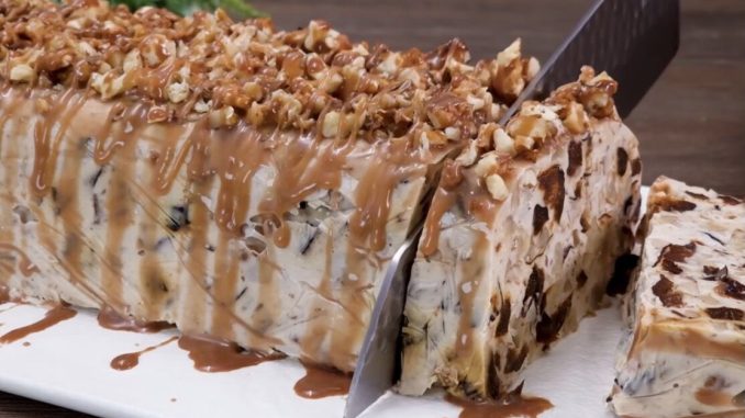 DESERT KOJI OSVAJA SVE ZA SAMO 5 MINUTA – KREMASTI KOLAČ SA SUHIM ŠLJIVAMA I ORASIMA DESERT KOJI OSVAJA SVE ZA SAMO 5 MINUTA – KREMASTI KOLAČ SA SUHIM ŠLJIVAMA I ORASIMA