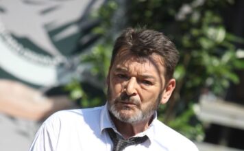 Dok se spremao za najzahtevniju ulogu saznao je da ima rak pankreasa: Nije imao nikakav simptom, a umro je nakon nekoliko meseci Dok se spremao za najzahtevniju ulogu saznao je da ima rak pankreasa: Nije imao nikakav simptom, a umro je nakon nekoliko meseci