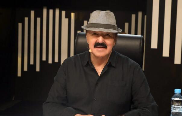 Džinović govorio o selidbi kćerke u Španiju pa pričao o sujeti na estradi Džinović govorio o selidbi kćerke u Španiju pa pričao o sujeti na estradi