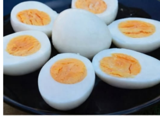 EVO KOLIKO JAJA SMIJETE POJESTI NA DNEVNOM NIVOU: Sve što ste mislili da znate pada u vodu, OVO je prava BROJKA EVO KOLIKO JAJA SMIJETE POJESTI NA DNEVNOM NIVOU: Sve što ste mislili da znate pada u vodu, OVO je prava BROJKA