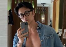 Evo šta radi čovek od 60 godina koji je našao tajnu večite mladosti: Izgleda 30 godina mlađe zbog 1 važne stvari Evo šta radi čovek od 60 godina koji je našao tajnu večite mladosti: Izgleda 30 godina mlađe zbog 1 važne stvari