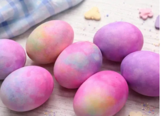 Farbanje jaja SODOM BIKARBONOM je hit na mrežama: MAGIČNE ŠARE dobijaju se na potpuno prirodan način Farbanje jaja SODOM BIKARBONOM je hit na mrežama: MAGIČNE ŠARE dobijaju se na potpuno prirodan način