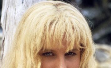 Hana je bila prva ljubav Džona Kenedija Mlađeg: Zbog afere sa presednikovim sinom umalo da izgubi zdrav razum, a onda se desila tragedija Hana je bila prva ljubav Džona Kenedija Mlađeg: Zbog afere sa presednikovim sinom umalo da izgubi zdrav razum, a onda se desila tragedija