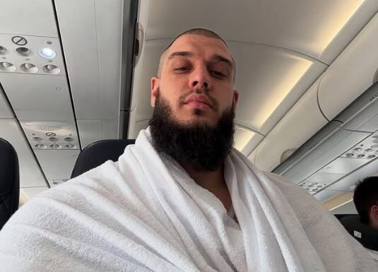 “Islam ću snimati dok sam živ” Dejan Dragojević se oglasio za Bajram, obratio se hrišćanima “Islam ću snimati dok sam živ” Dejan Dragojević se oglasio za Bajram, obratio se hrišćanima