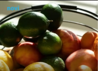 Jedite svaki dan ovo voće: Ubrzava probavu, čuva srce i jača imunitet, a dobro je i za oči Jedite svaki dan ovo voće: Ubrzava probavu, čuva srce i jača imunitet, a dobro je i za oči