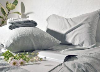 Jeftin trik za snežno bele jastučnice: Uklanja svu prljavštinu Jeftin trik za snežno bele jastučnice: Uklanja svu prljavštinu