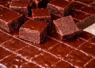 Jeftino i brzo: Čokoladna halva za 15 minuta Jeftino i brzo: Čokoladna halva za 15 minuta