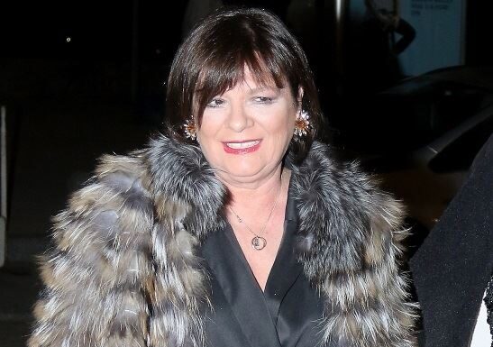 Kad je odlučila da napusti školu dobila je šamar koji i danas pamti: Naša glumica udala se sa 19, a imala je 5 godina kada joj je budući muž dolazio u kuću Kad je odlučila da napusti školu dobila je šamar koji i danas pamti: Naša glumica udala se sa 19, a imala je 5 godina kada joj je budući muž dolazio u kuću