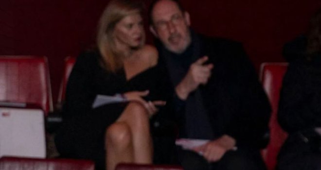 Kad se Melina rodila, Jeffrey je imao 23 godine: Ko je bogati biznismen koji je zaručio bivšu suprugu Harisa Džinovića Kad se Melina rodila, Jeffrey je imao 23 godine: Ko je bogati biznismen koji je zaručio bivšu suprugu Harisa Džinovića