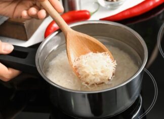 Kako skuhati rižu da ne bude kašasta 1 korak svi preskaču! Kako skuhati rižu da ne bude kašasta 1 korak svi preskaču!