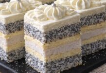 Kremaste mak kocke…Divan kolač, pravila sam ga već dva puta za kratko vreme… Kremaste mak kocke…Divan kolač, pravila sam ga već dva puta za kratko vreme…