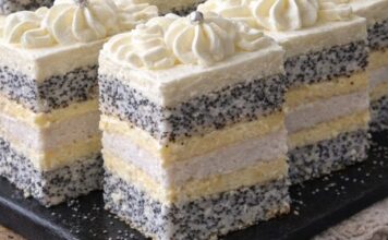 Kremaste mak kocke…Divan kolač, pravila sam ga već dva puta za kratko vreme… Kremaste mak kocke…Divan kolač, pravila sam ga već dva puta za kratko vreme…