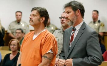 Marko kupi svog 13-godišnjeg sina sa aerodroma i to je poslednji put da je viđen živ: Godinama kasnije njegov brat pronalazi jezive slike koje otkrivaju ubicu Marko kupi svog 13-godišnjeg sina sa aerodroma i to je poslednji put da je viđen živ: Godinama kasnije njegov brat pronalazi jezive slike koje otkrivaju ubicu