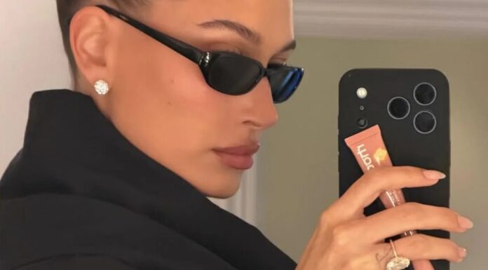 Maska za telefon kao novi modni simbol: mali detalj koji otkriva sve o stilu Gen Z Maska za telefon kao novi modni simbol: mali detalj koji otkriva sve o stilu Gen Z