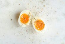 Mitovi i istine o jajima: Koliko su zaista zdrava i šta trebate znati Mitovi i istine o jajima: Koliko su zaista zdrava i šta trebate znati