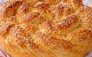 NAJMEKŠA USKRSNA POGAČA ikad, svi traže recept čim je probaju… NAJMEKŠA USKRSNA POGAČA ikad, svi traže recept čim je probaju…