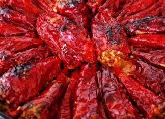 Najukusnije posne punjene paprike: Zasitne i preukusne, poćiće vam voda na usta Najukusnije posne punjene paprike: Zasitne i preukusne, poćiće vam voda na usta