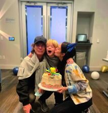 “Naš brak bio je gotova na dan venčanja”: Varao je i sa muškarcima i sa ženama pa završio sa 44 godine mlađom, a ona veća dama nego ikada "Naš brak bio je gotova na dan venčanja": Varao je i sa muškarcima i sa ženama pa završio sa 44 godine mlađom, a ona veća dama nego ikada